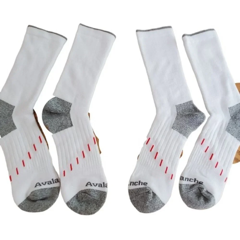NWOT 2 Pair Avalanche Men's Socks White Grey
